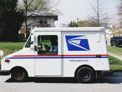 cheap in bulk discounted usps express package postage